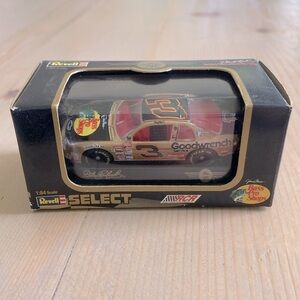 Revell Select Diecast Car DALE EARNHARDT #3 BASS PRO SHOPS 1:64